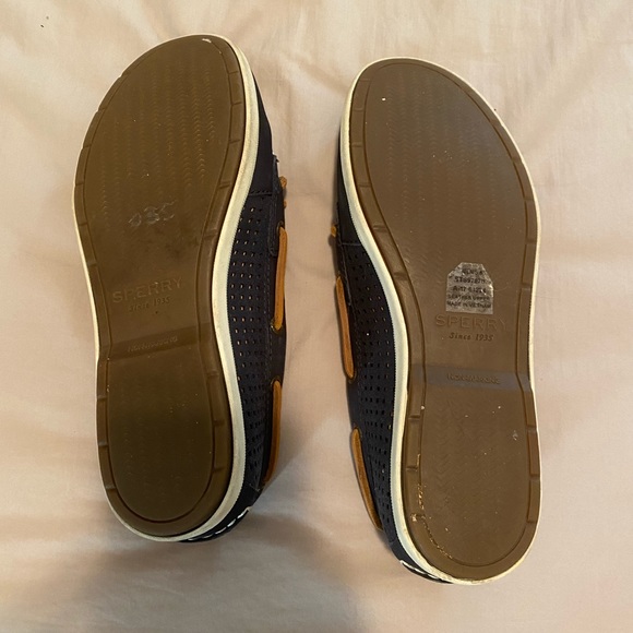 Host Pick 🎉 Sperry Top-Sider - Picture 2 of 3